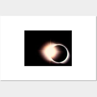 Diamond ring effect, total solar eclipse (R506/0241) Posters and Art